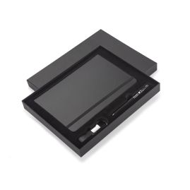 Notebook med penna och nyckelring med tryck Priboz produktbild