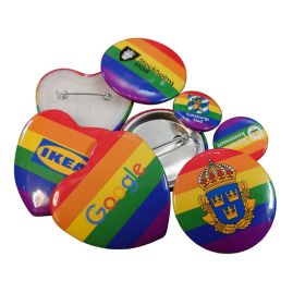 Regnbågsfärgad reklamknapp med tryck Pride produktbild